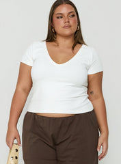 Daily Define Deep V Short Sleeve Top White Curve