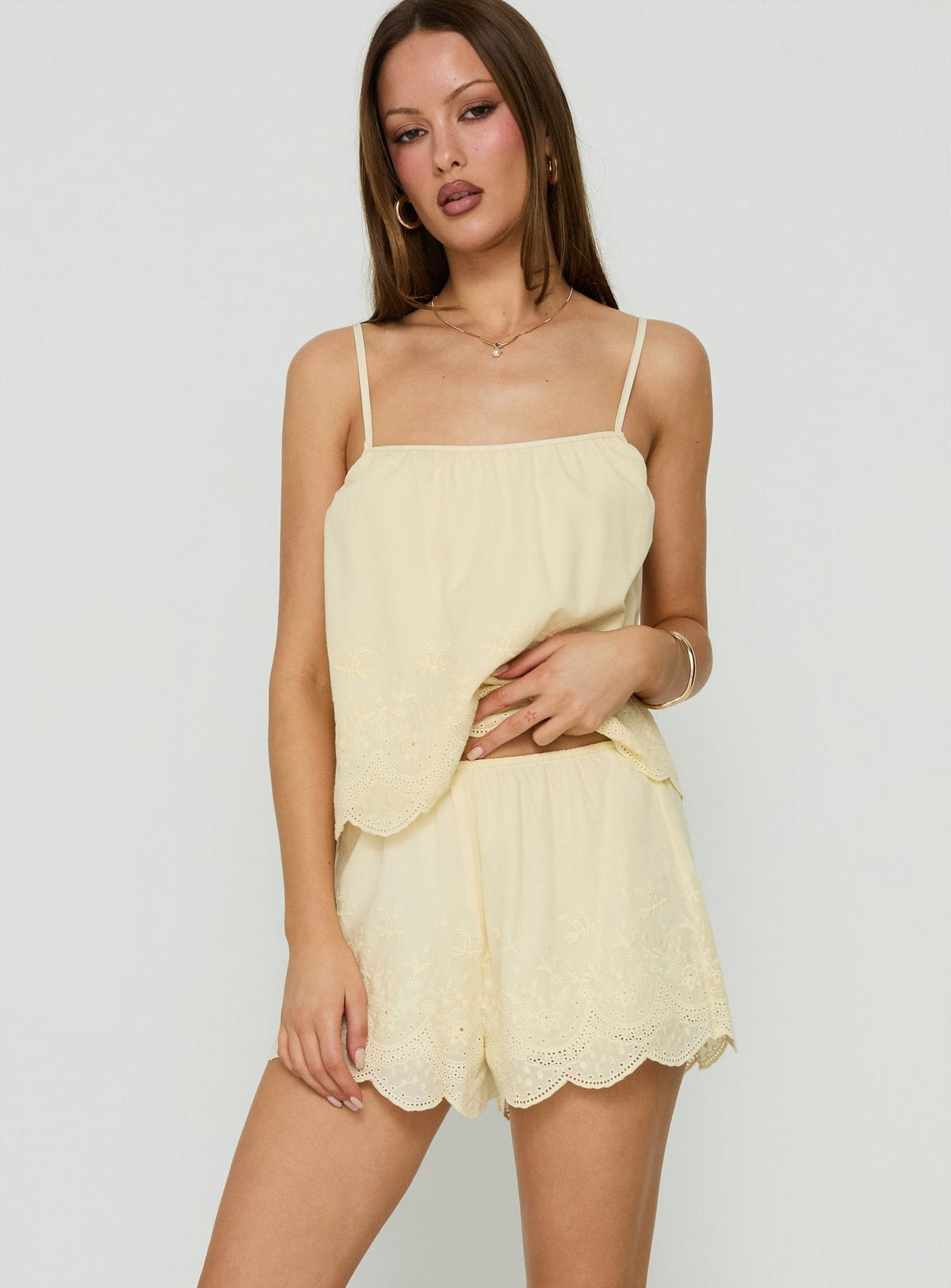 Madison Avenue Embroidered Detail Shorts Yellow