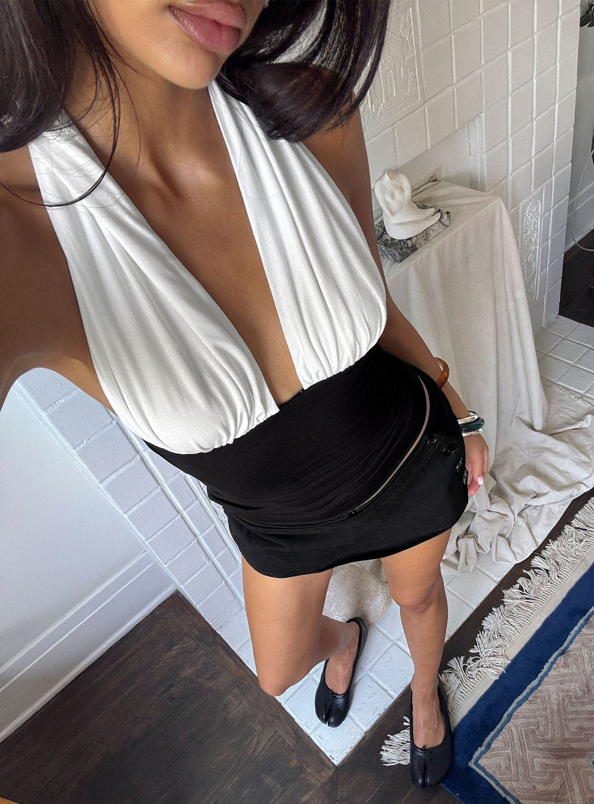 Halyra Contrast Halter Top Black / White