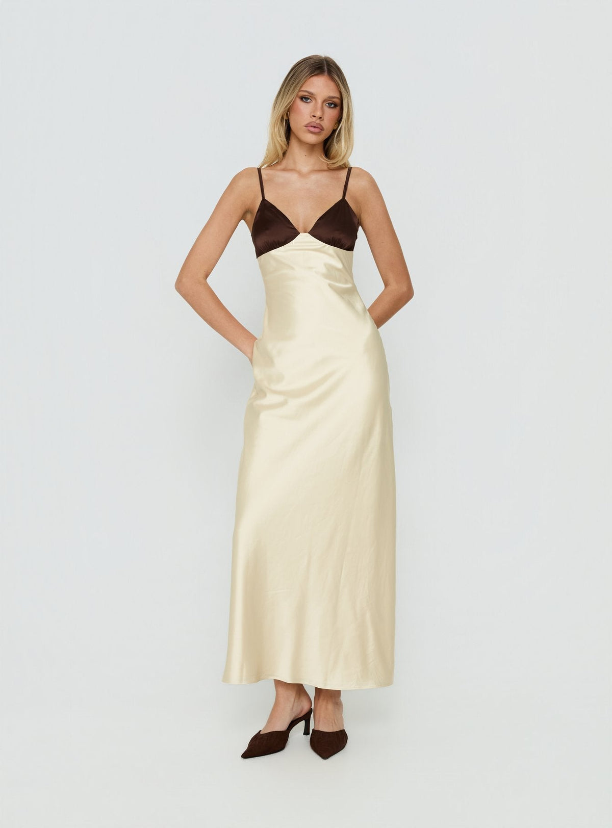 Odyessa V Neck Maxi Dress Brown / Yellow
