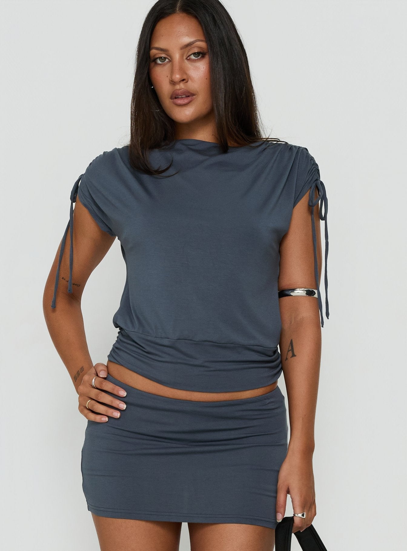 Leeah Backless Top Navy