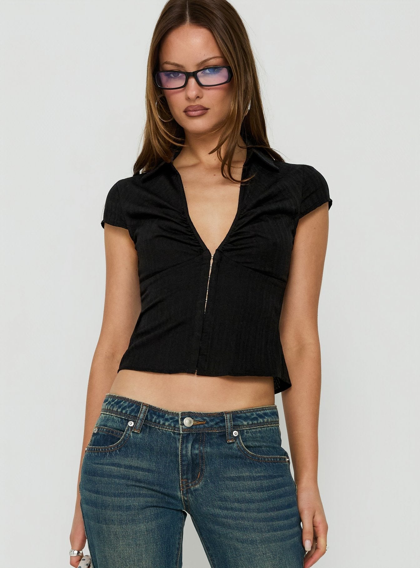 Oceanna Ruched Short Sleeve Collared Top Black