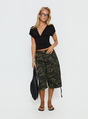 Hudsen Longline Cargo Shorts Camo