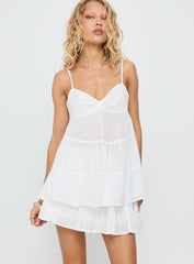 Rays Of Light Tiered Set White