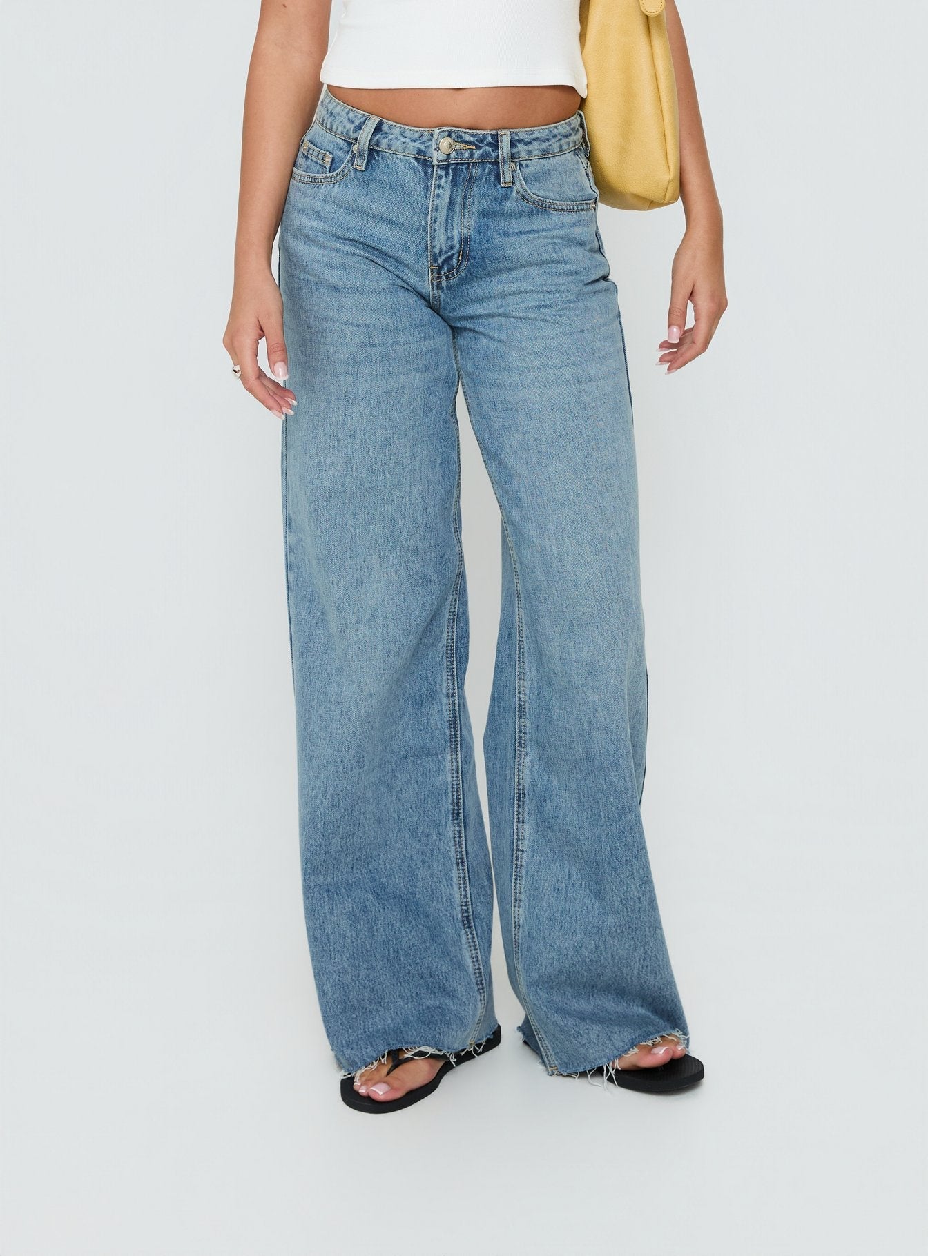 Darla Low Rise Straight Leg Jean Vintage Light Blue