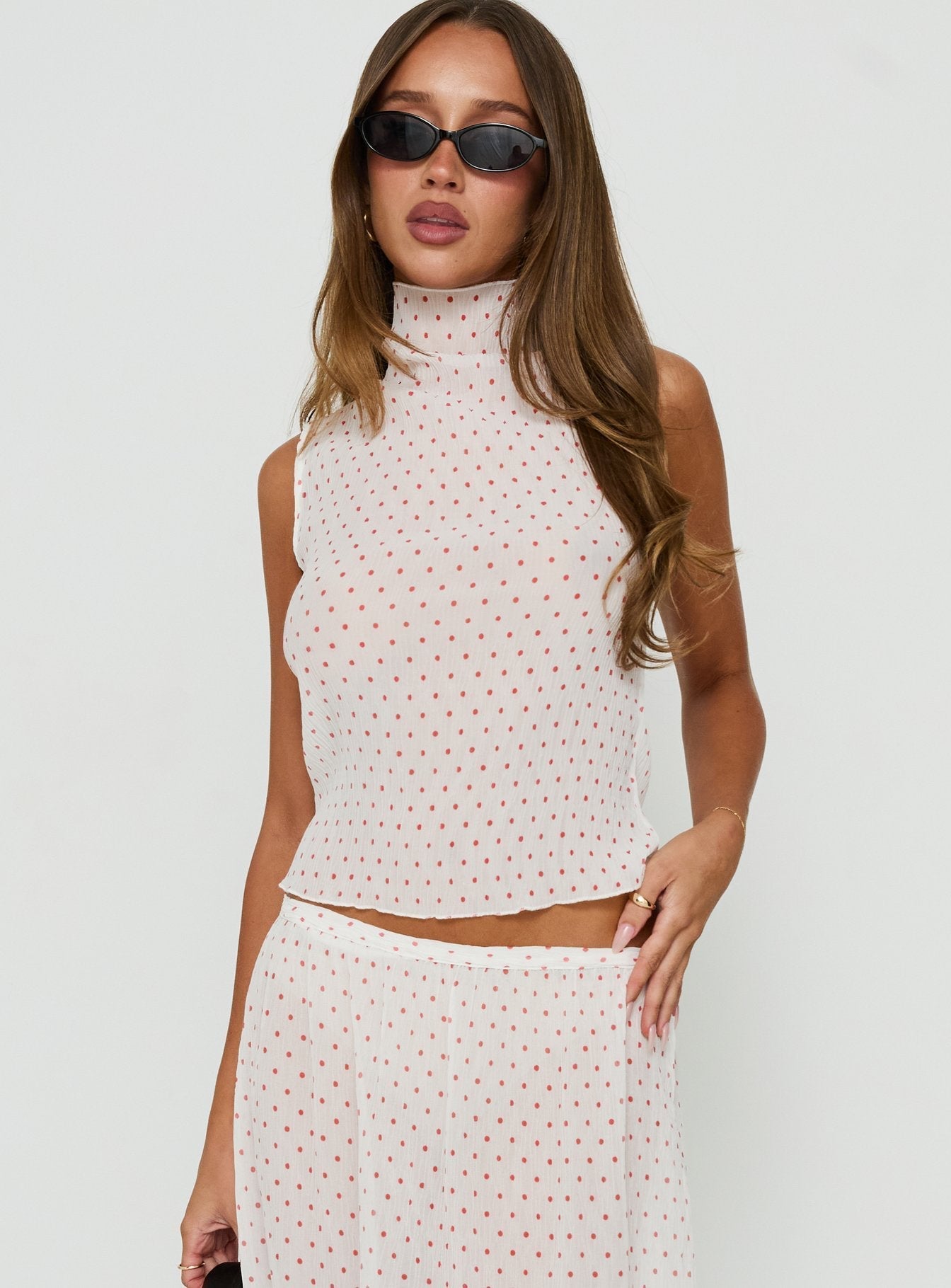Ford Top White / Red Polka Dot