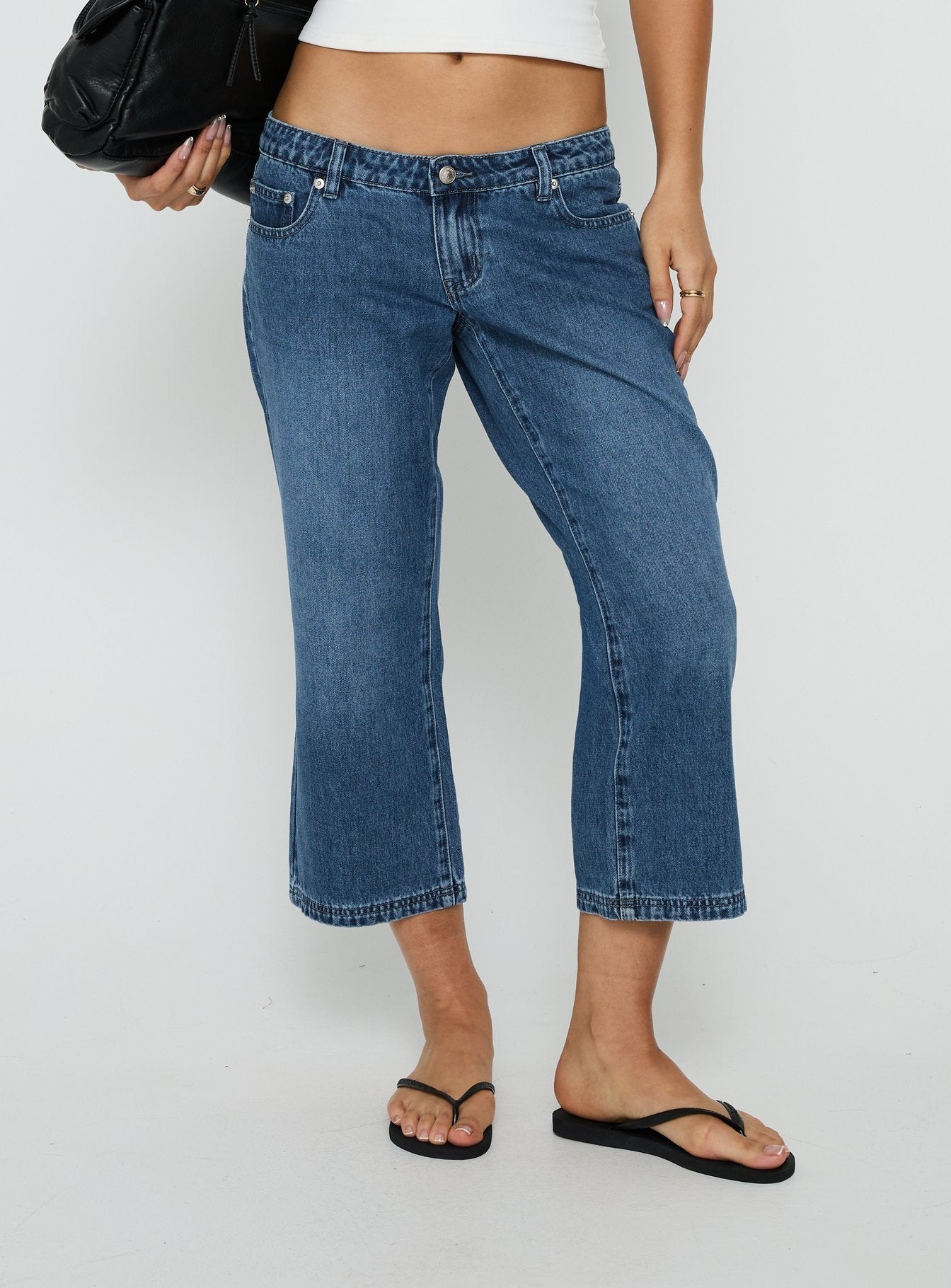 Hierarchy Low Rise 3/4 Length Jeans Mid Wash