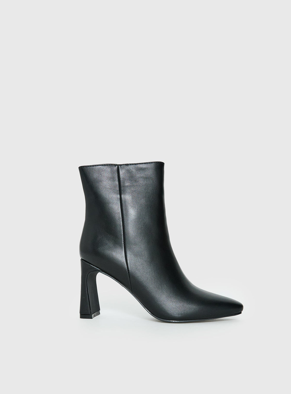 Sawyer Ankle Boots Black