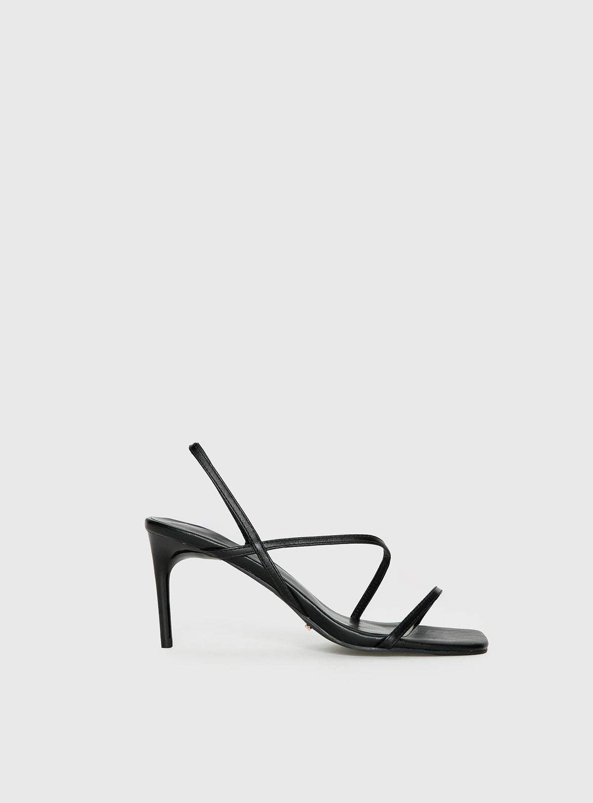 Billini Montague Heels Black