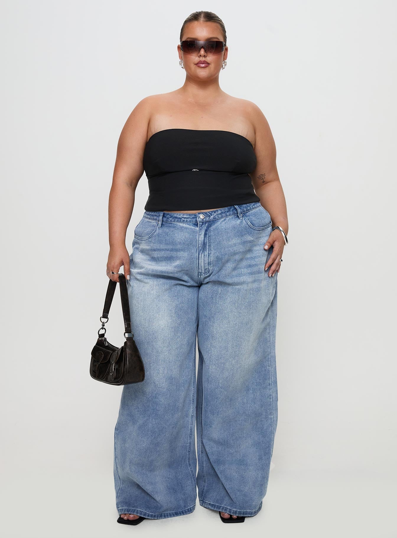 Flounce Strapless Top Black Curve
