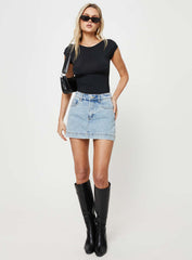 Gazelle Denim Skort Light Wash