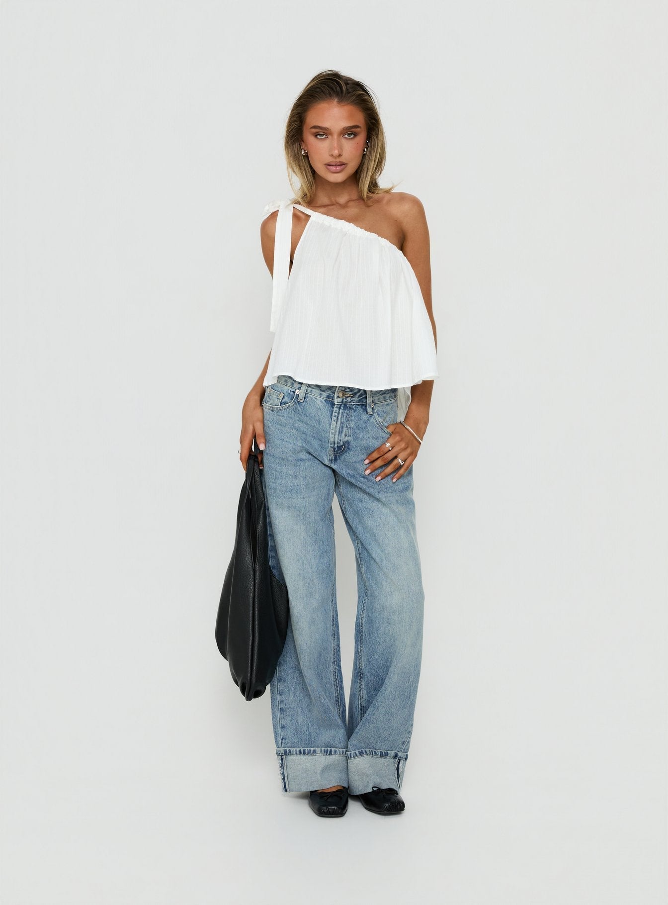 Serenitia Mid Rise Relaxed Cuff Jeans Light Vintage Wash