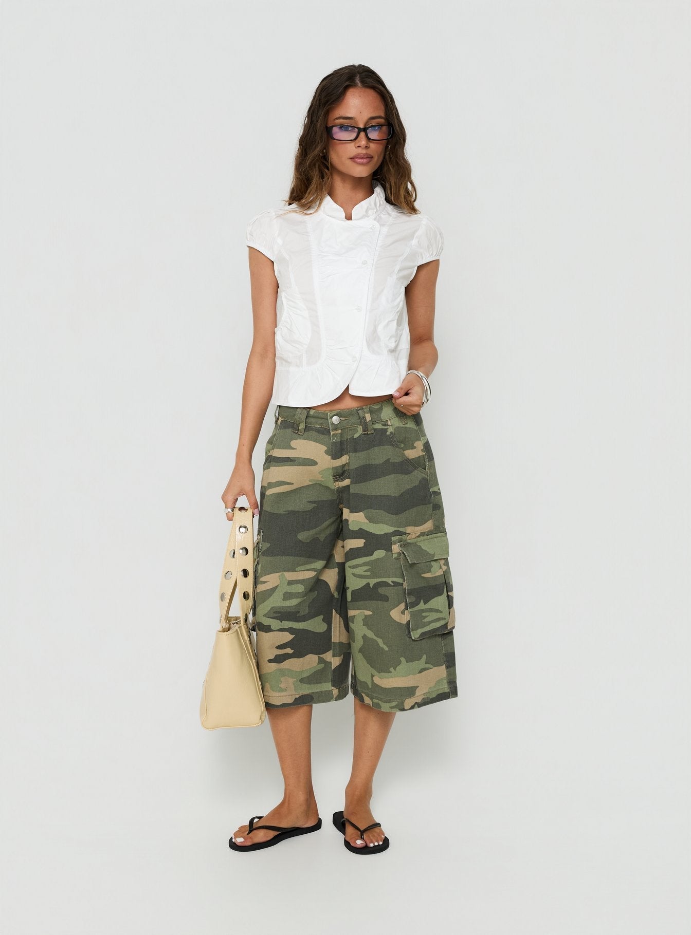 Quinni Wide Leg Cargo Jorts Light Wash Camo