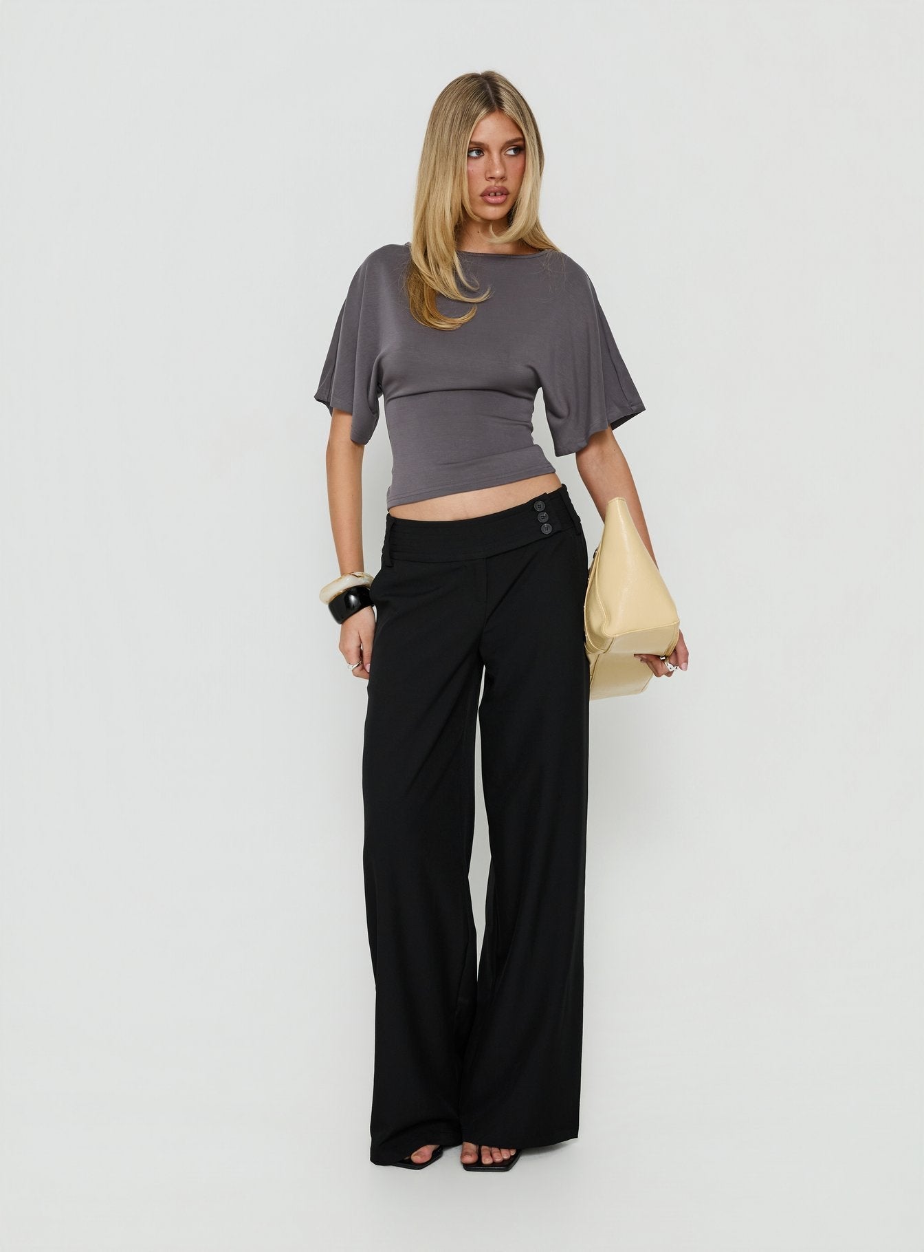 Arazia Cinched Short Sleeve Top Charcoal