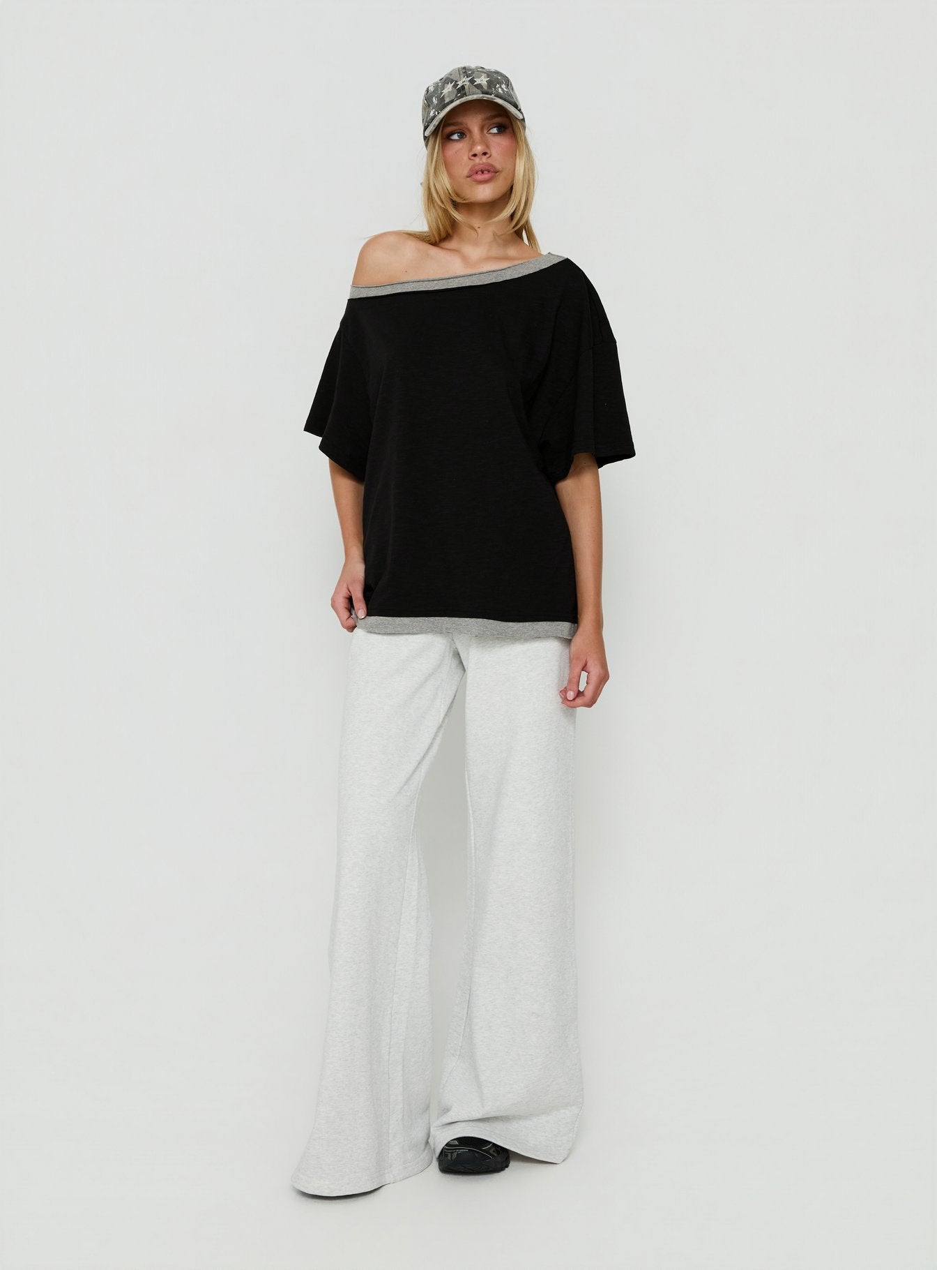 Celeia Layered Off Shoulder Tee Black / Grey