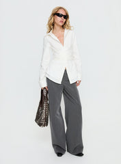 Shapeshifter Twist Long Sleeve Shirt White