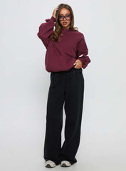 Kisses Graphic Hoodie Wine