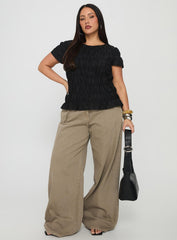 Spoiler Alert Ruched Top Black Curve