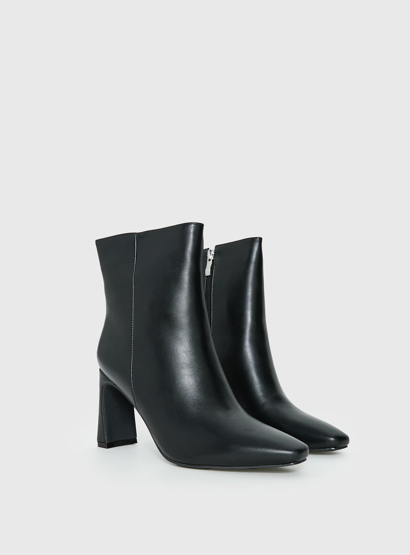 Sawyer Ankle Boots Black