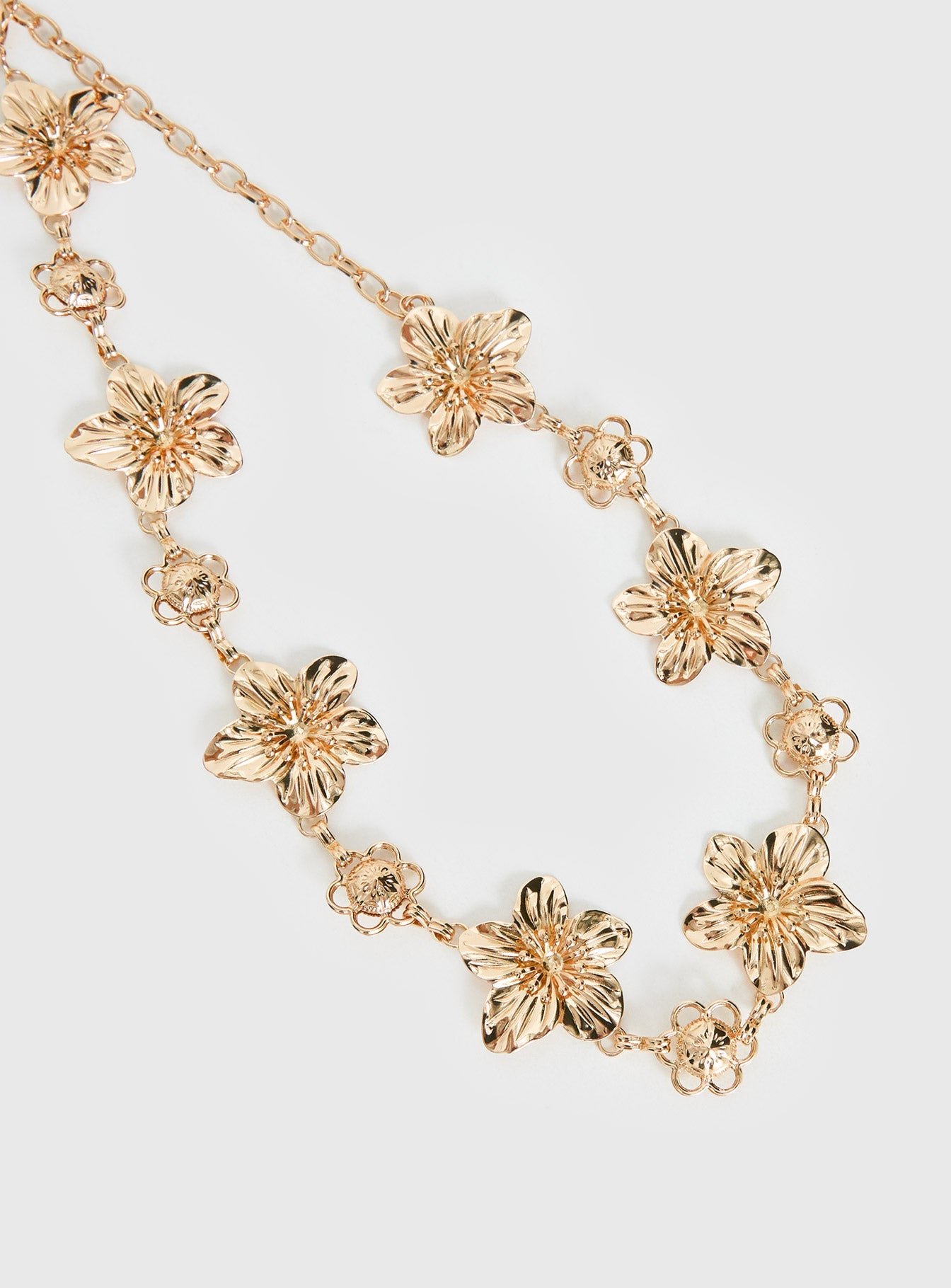 Orvena Floral Chain Belt Gold