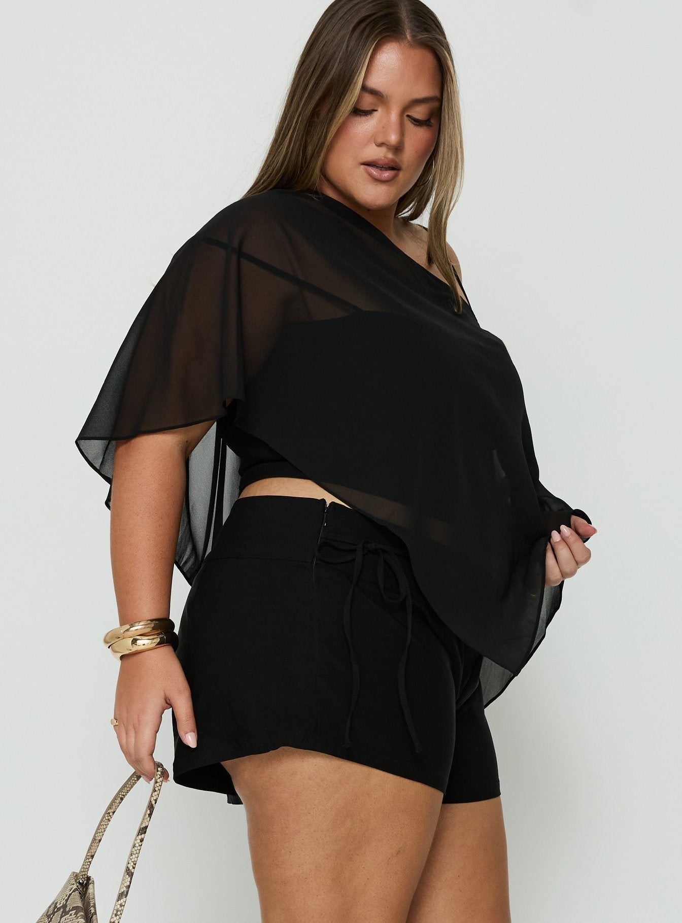 Senzo Wrap Shorts Black Curve