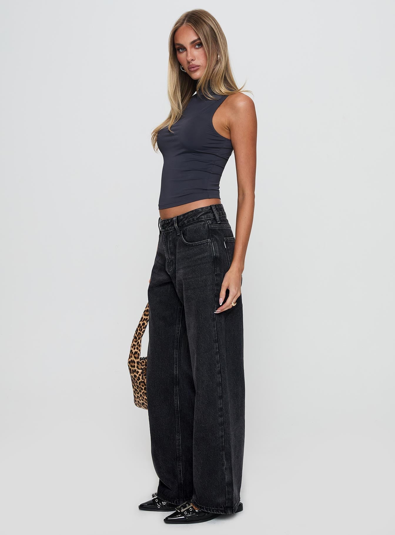 Serenitia Mid Rise Relaxed Leg Jeans Washed Black Petite
