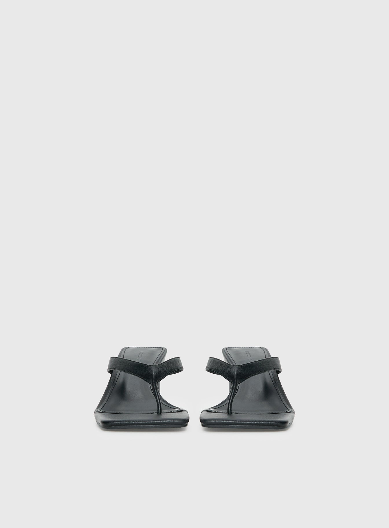 The Mona Heels Black