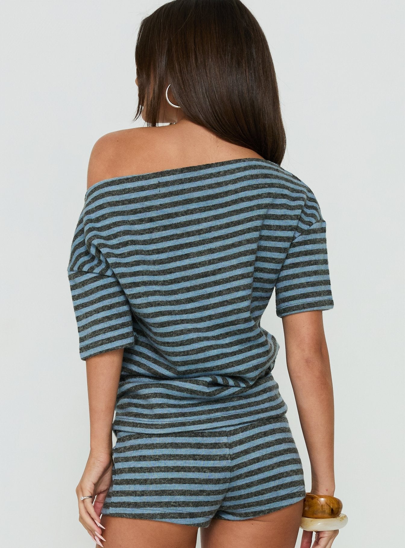 Wildlands Off Shoulder Tee Grey / Blue Stripe