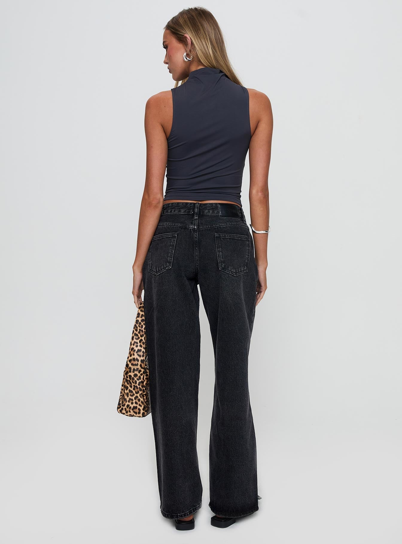 Serenitia Mid Rise Relaxed Leg Jeans Washed Black Petite