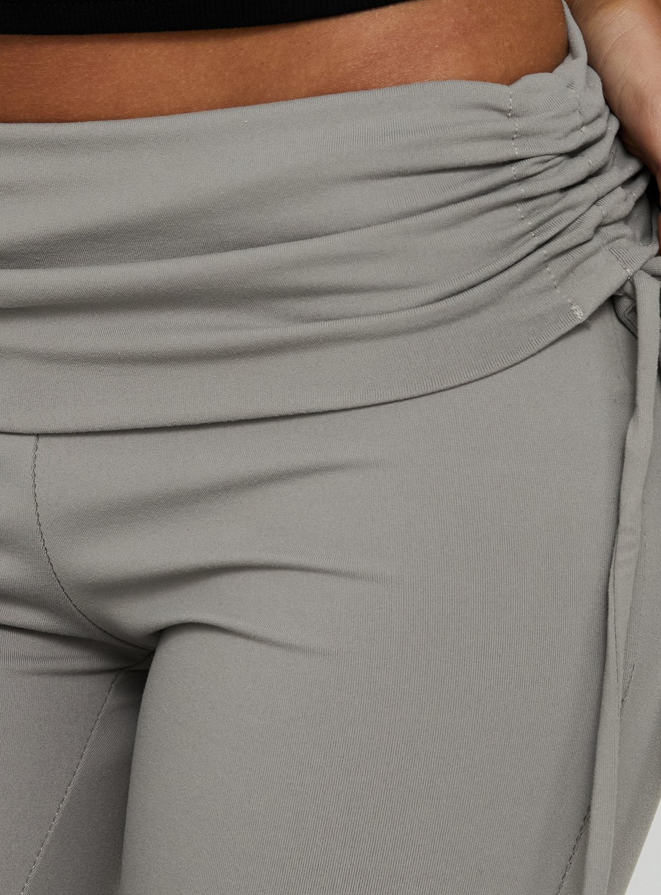 Bailor Channel Waistband Capri Pants Grey