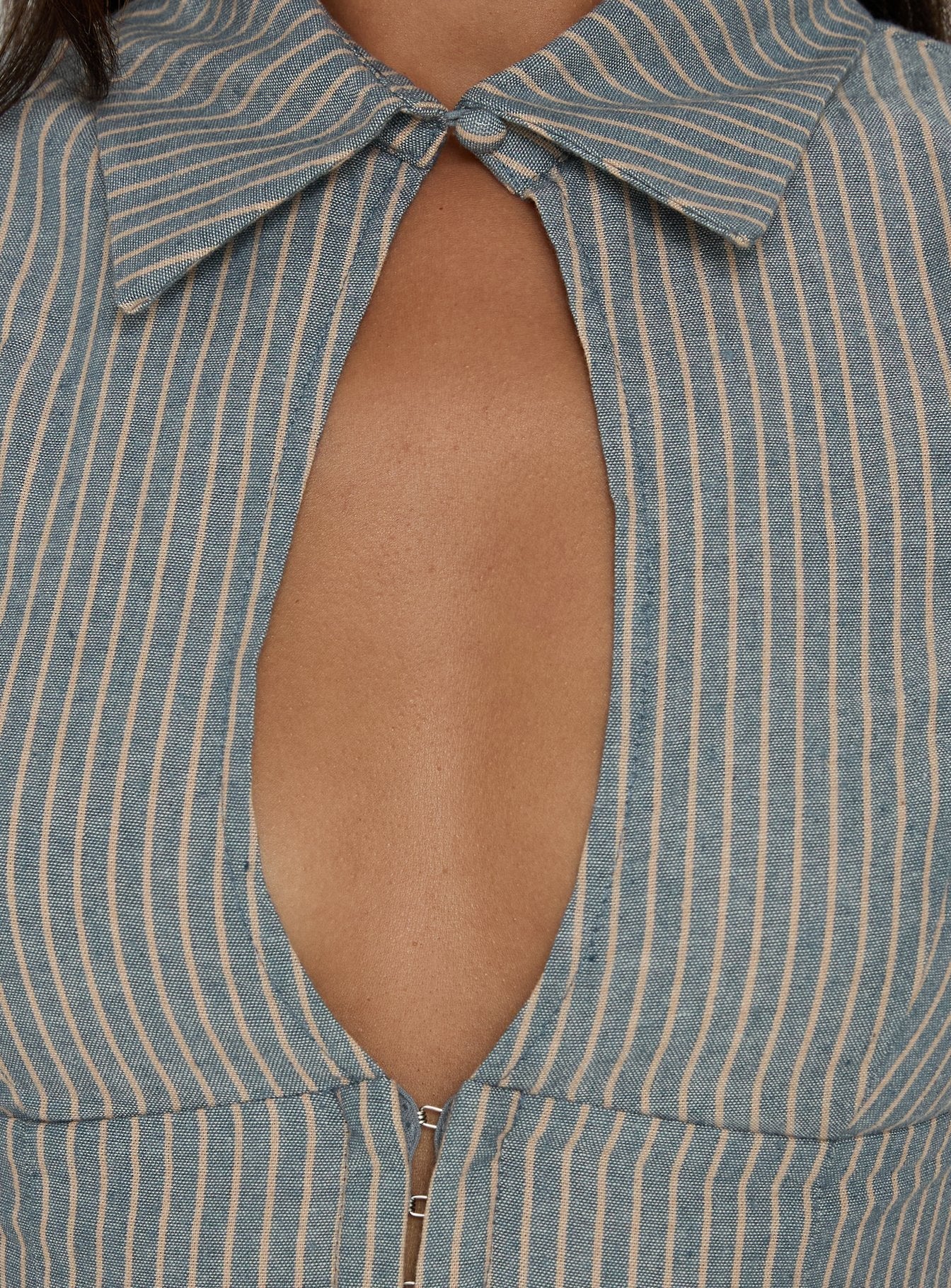 Yalanda Cut Out Collared Top Multi Stripe