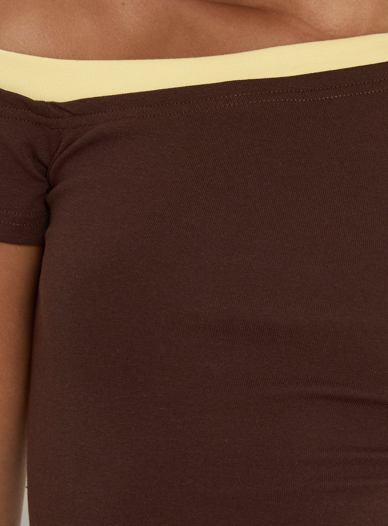 Eustace Off Shoulder Asymmetrical Top Brown / Yellow
