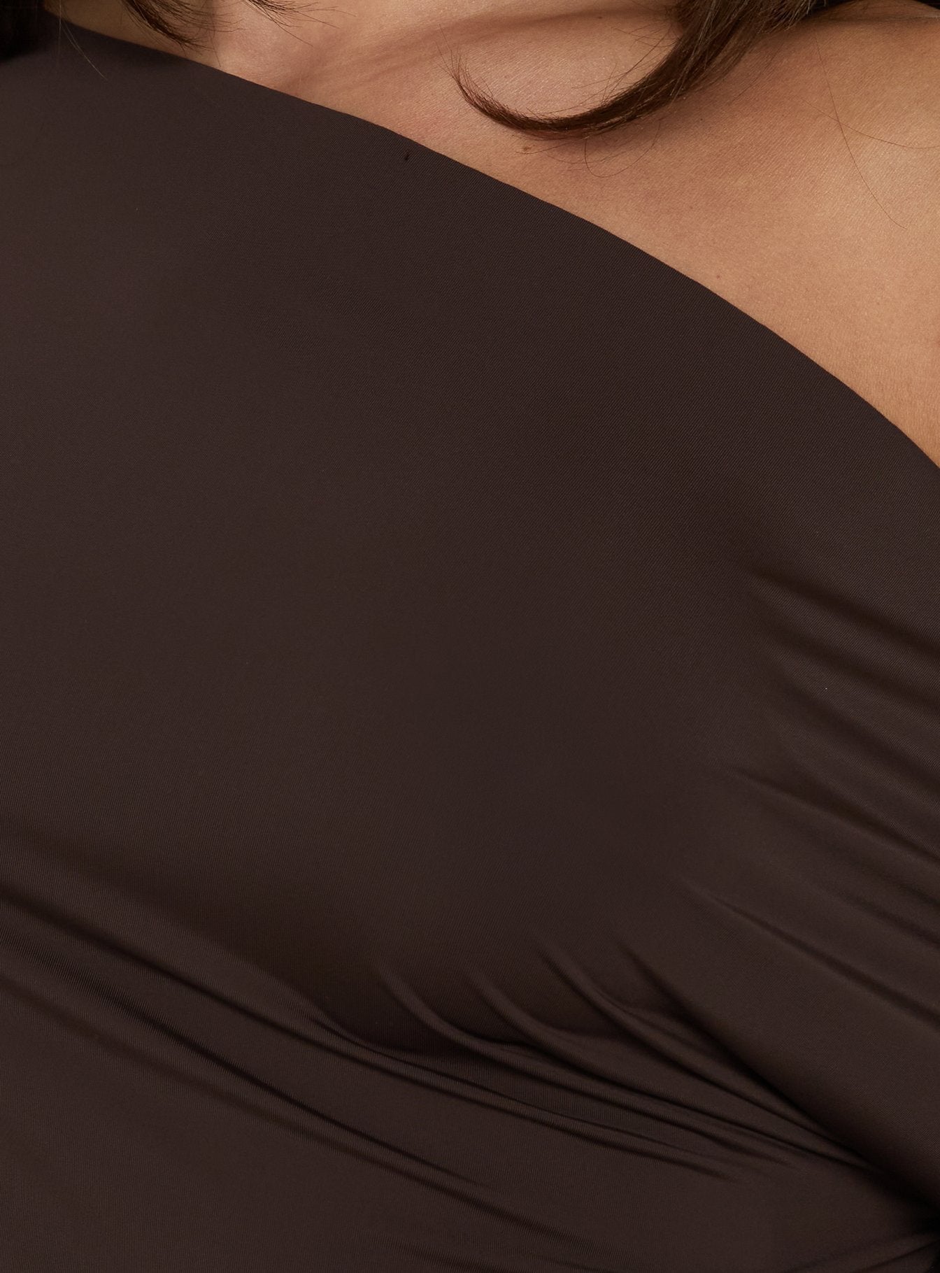 Wildlands Off Shoulder Tee Chocolate