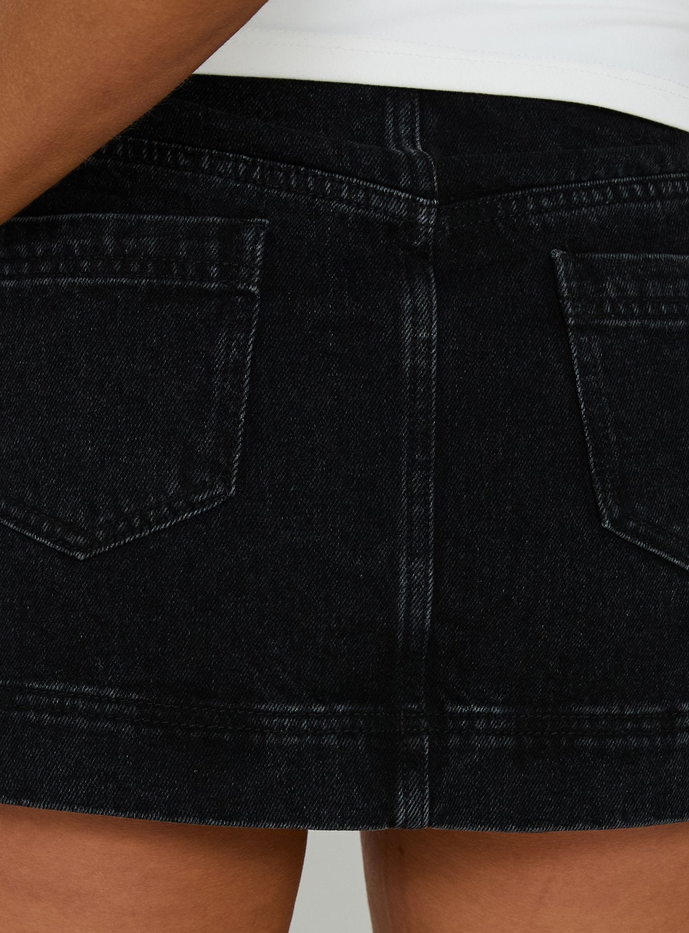 Stefenie Denim Skort Washed Black