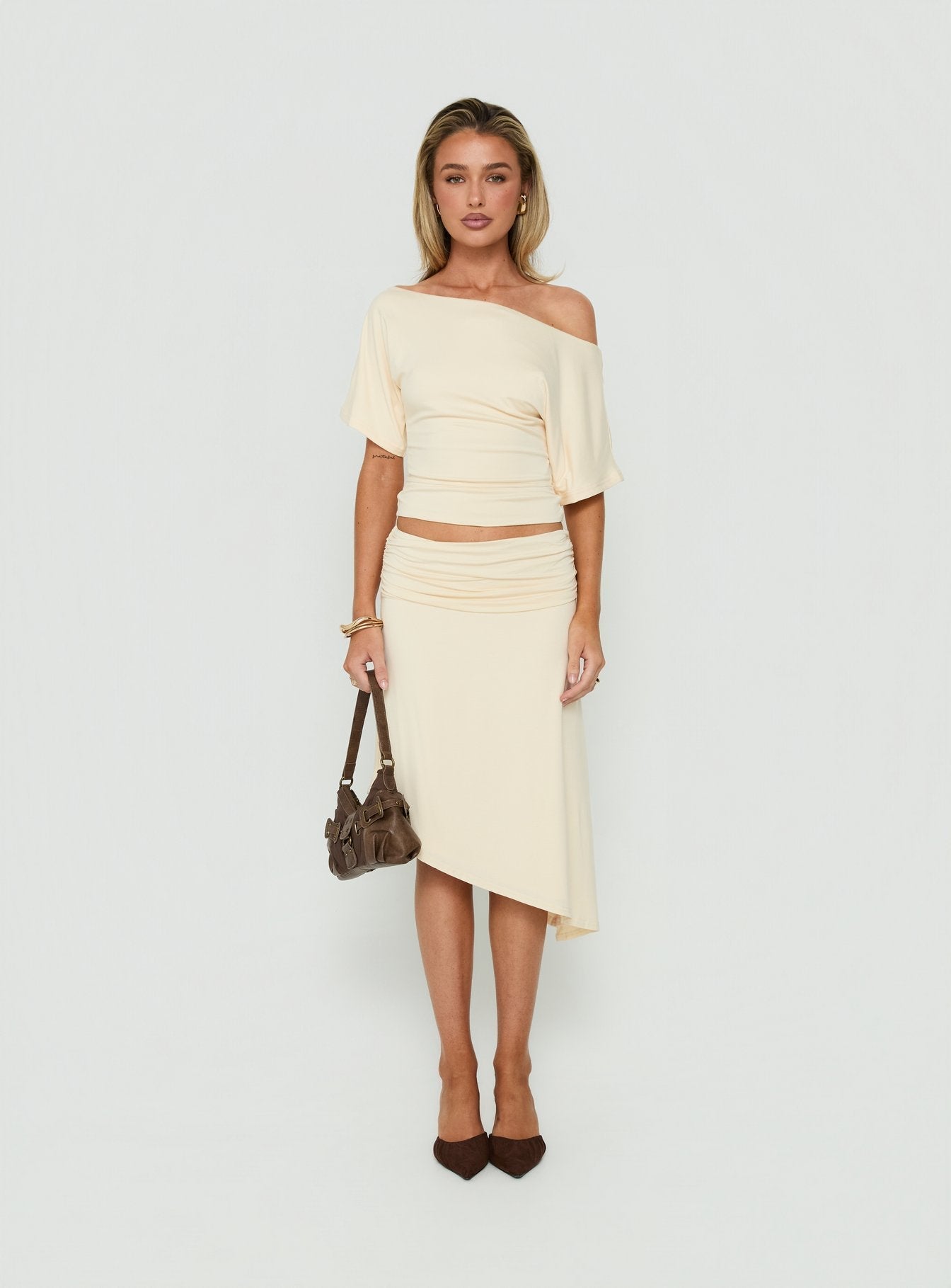 Sezzia Ruched Asymmetrical Midi Skirt Beige