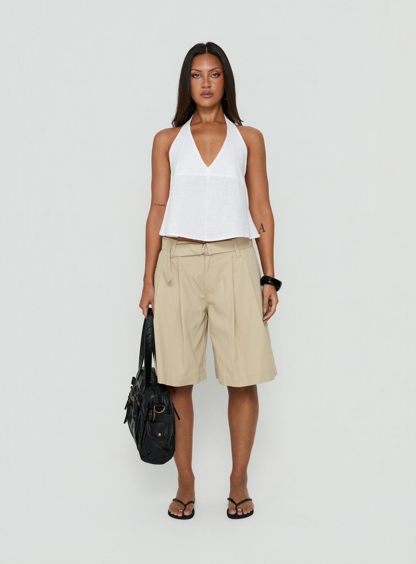Niso Pleat Short Beige