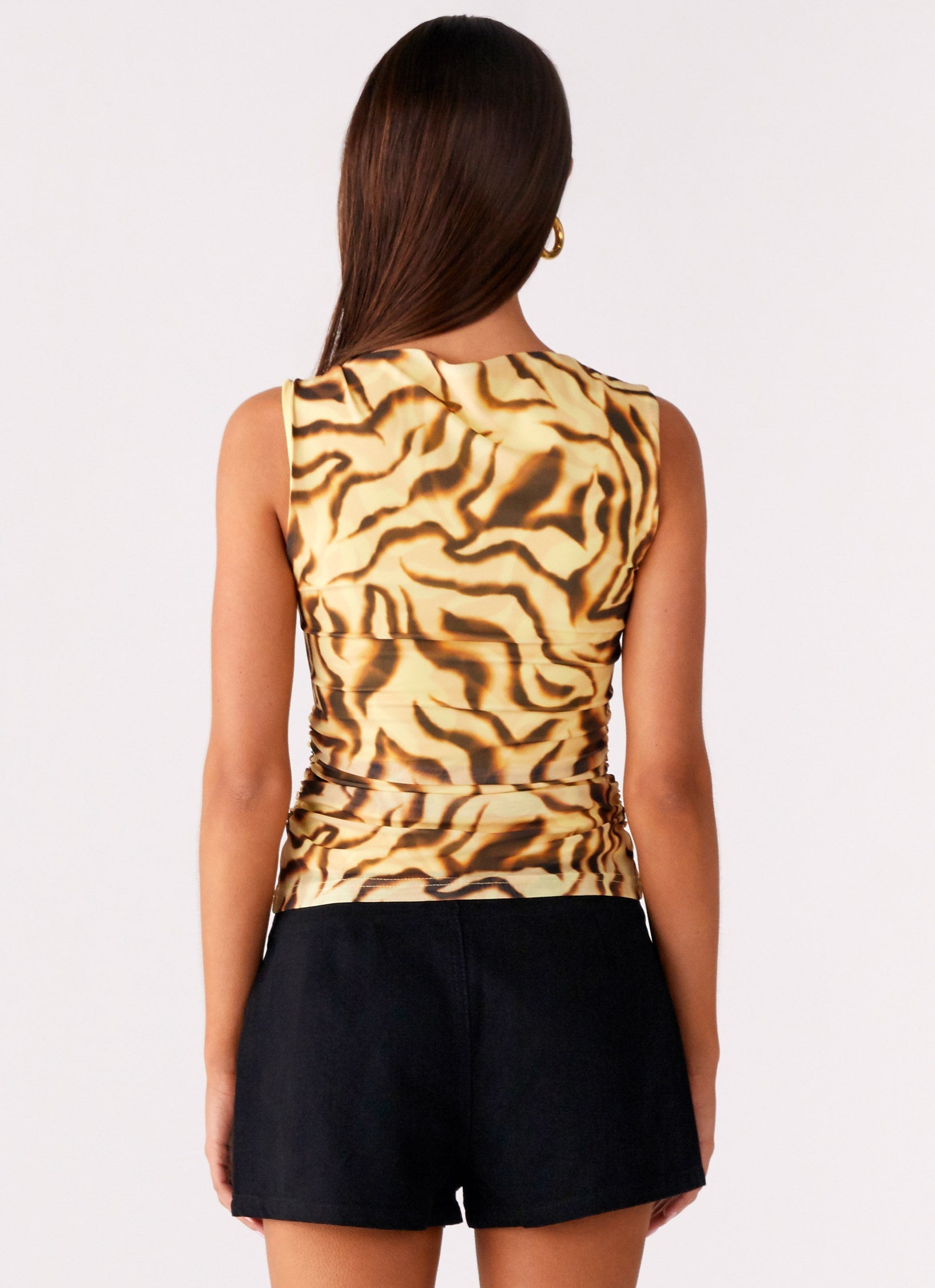 On read Tank Top - Yellow Zebra